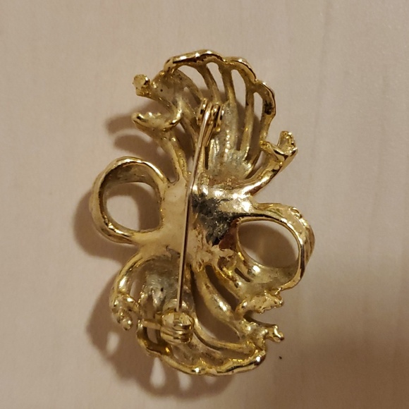 Six Small Faux Pearls in a Gold-Toned Swirl Brooch - Picture 2 of 3